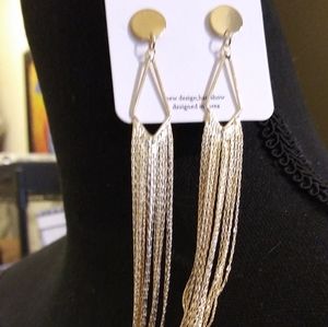 💥3/$10💥 80's Vintage Inspired Waterfall Earrings